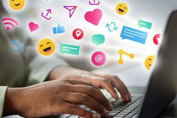 Boost Engagement With Social Media Boost Engagement With Social Media