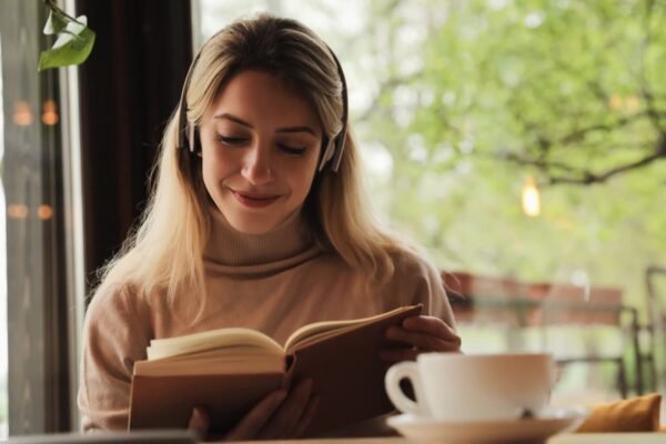 Storytelling in Marketing: How to Turn Content Into Conversions Storytelling in Marketing How to Turn Content Into Conversions (1)