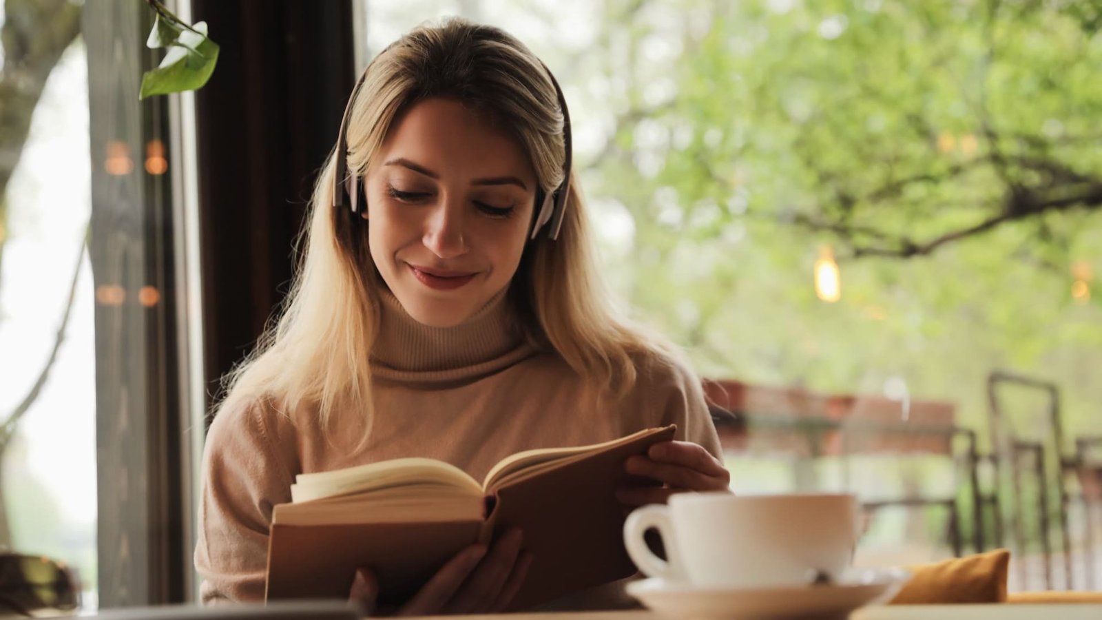 Storytelling in Marketing How to Turn Content Into Conversions (1)